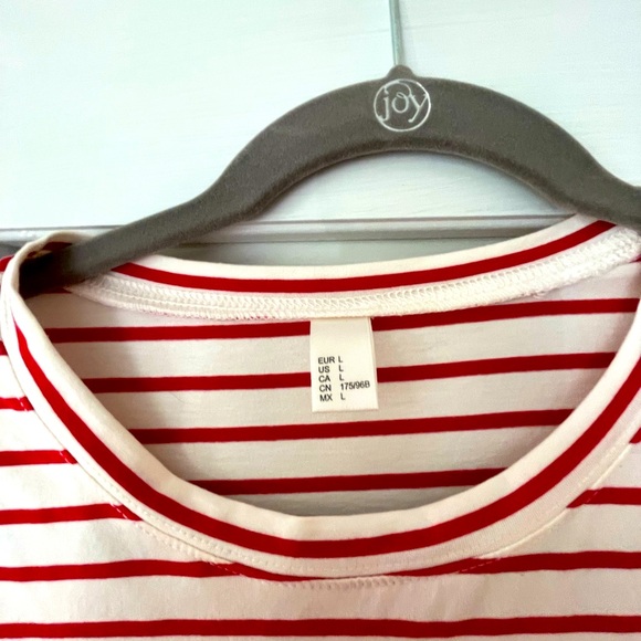 Red & white long sleeve with suede patch on elbow. Large - Picture 4 of 4